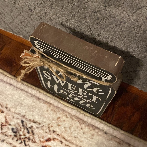 “Home Sweet Home” Decor - Picture 4 of 6